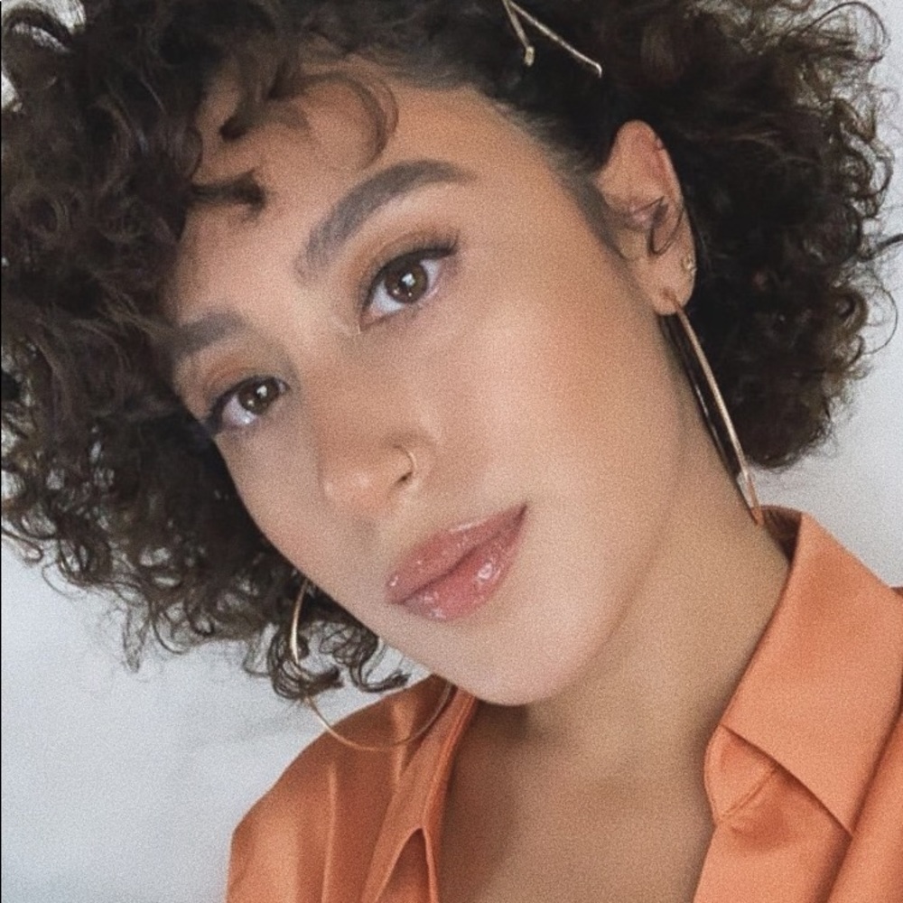 Meet your Posher, Vanessa